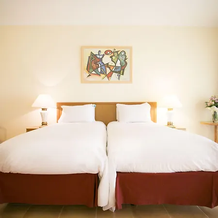 Mirachoro Hotel