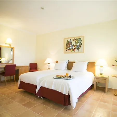 Mirachoro Carvoeiro Hotel 4*
